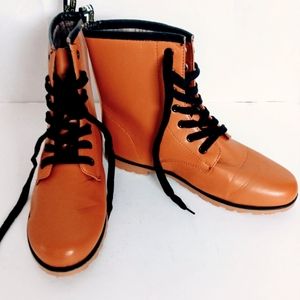 Rockland Ankle Boots Lace Up Hiking Boots NWOT